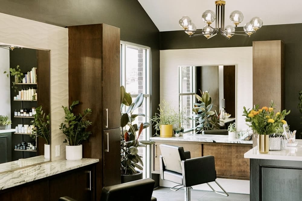 Blackbird Salon to relocate to The Woodlands