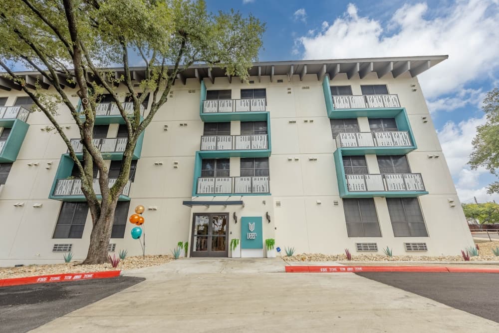 Former hotel converted into affordable apartment complex in North Austin