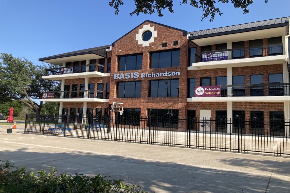 BASIS Texas Charter School offers classes in Richardson