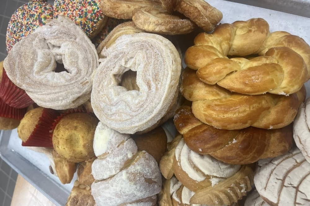 El Callejón Del Beso Bakery now open in Round Rock