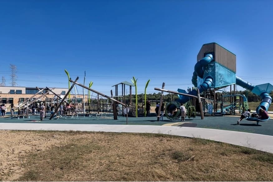 Autumn Creek Elementary officials celebrate opening of nest-themed playground