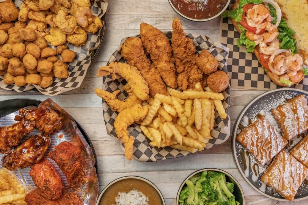 Fish & Chicks officials celebrate January opening of Humble location