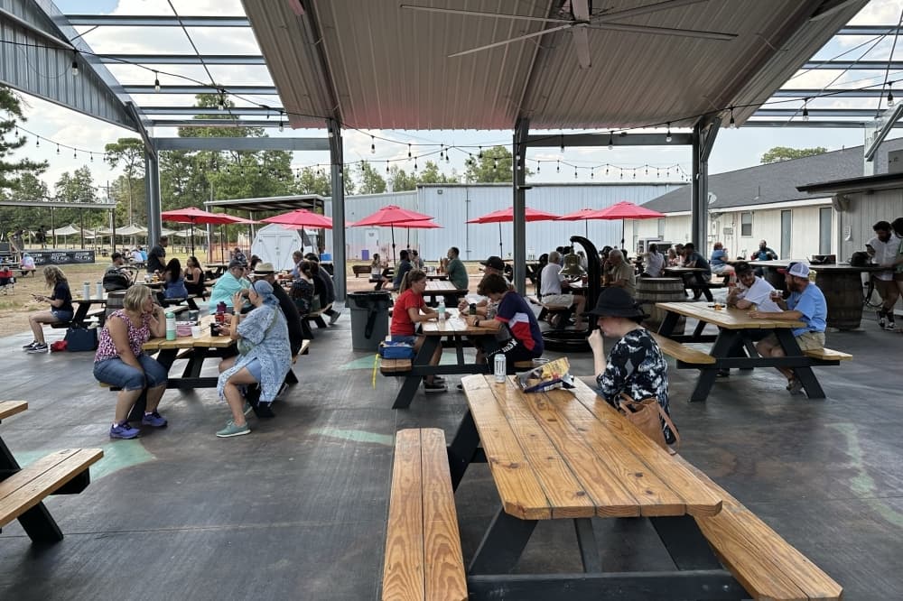 Back Pew Brewing to celebrate 10th anniversary in Porter with 'Decades Party'