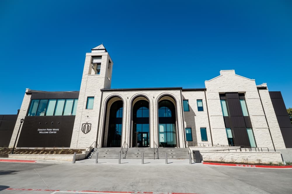 Southwestern University opens new welcome center