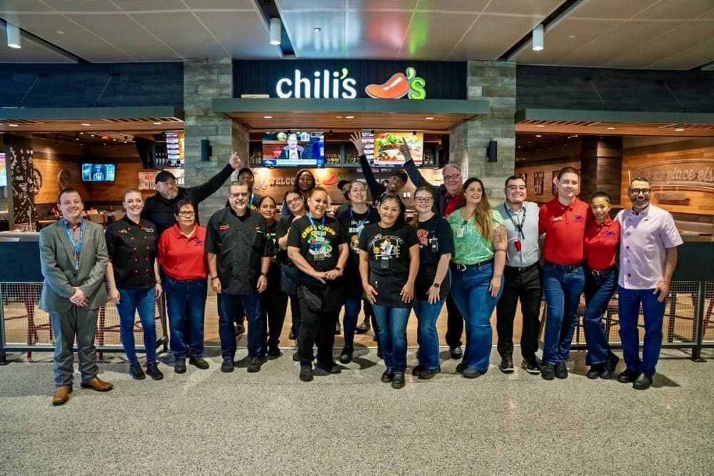 Chili's officials celebrate March opening of IAH location