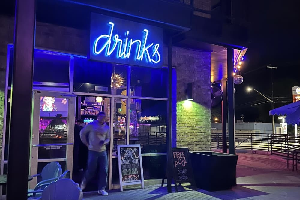 Little Drinks Lounge celebrates 5th anniversary in South Austin