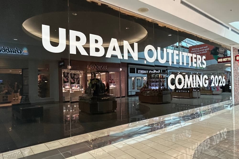 Urban Outfitters sets opening date to offer clothing, shoes in Frisco’s Stonebriar Centre