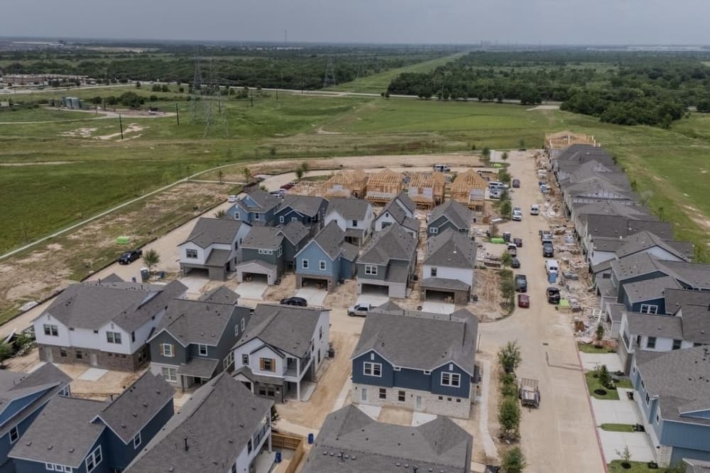 Texas has some of the nation’s highest home insurance costs. What’s driving rates?
