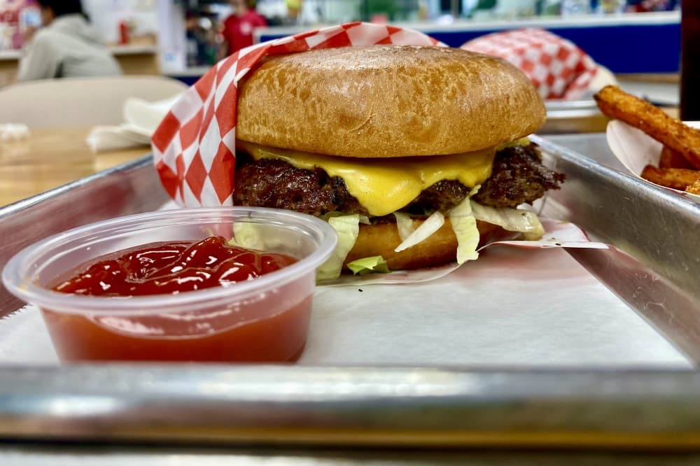 Burger-chan officials announce new Heights location slated to open in May