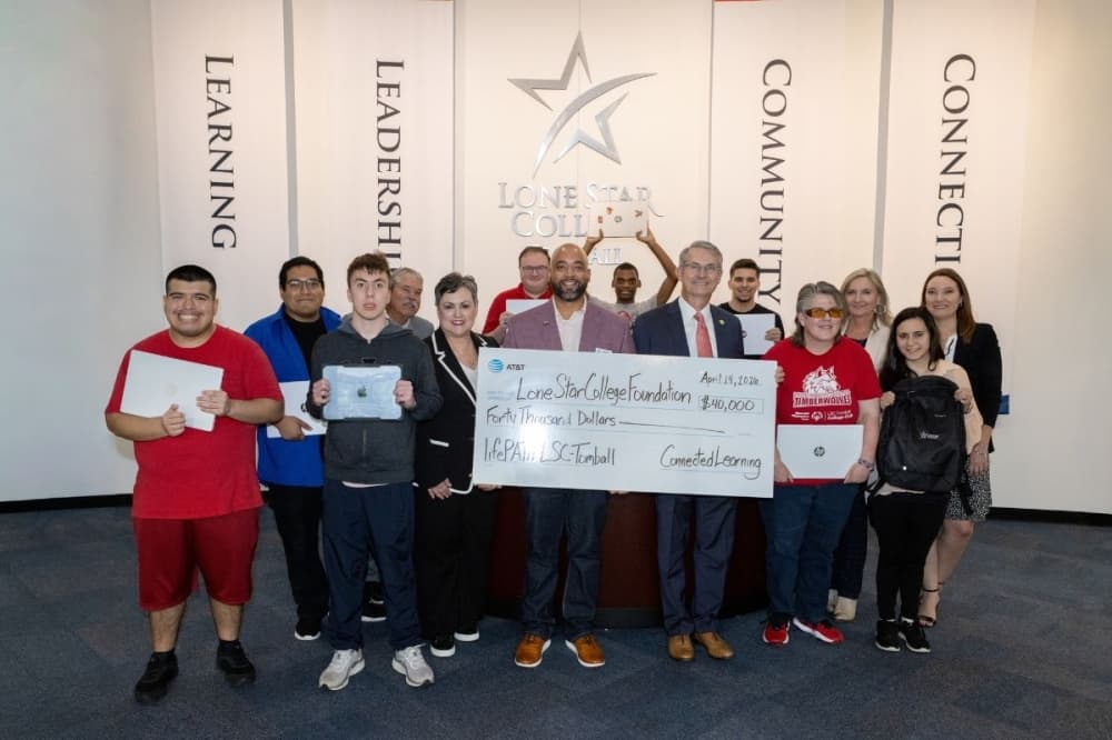 AT&T awards $40K to support Lone Star College-Tomball lifePATH students