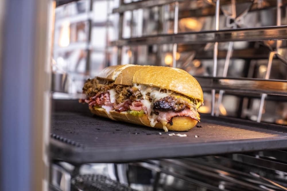 Harvey’s Deli closes its doors in Katy after 5 years of business