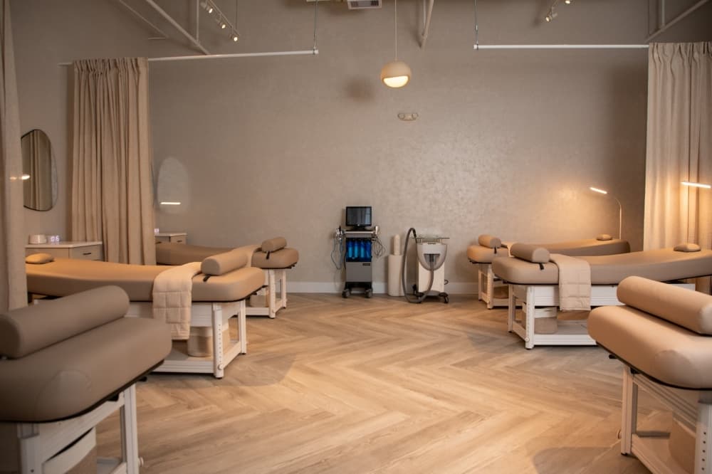 Face Foundrié Pearland opening in June