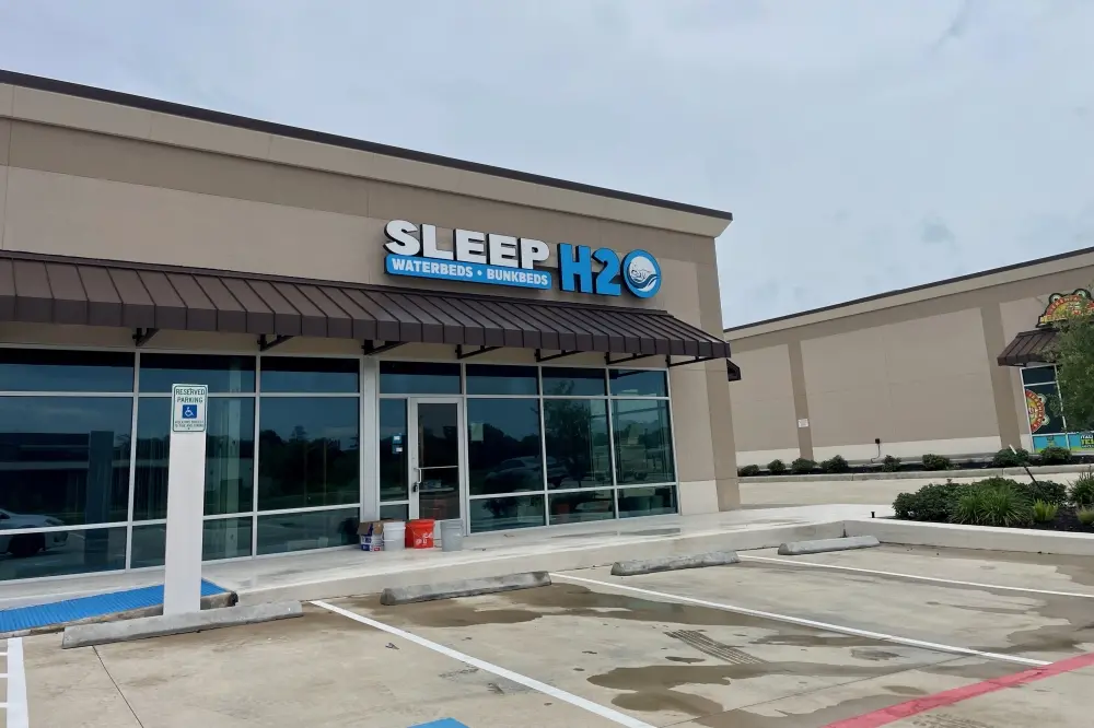 Sleep H2O to sell water beds, furniture in New Caney