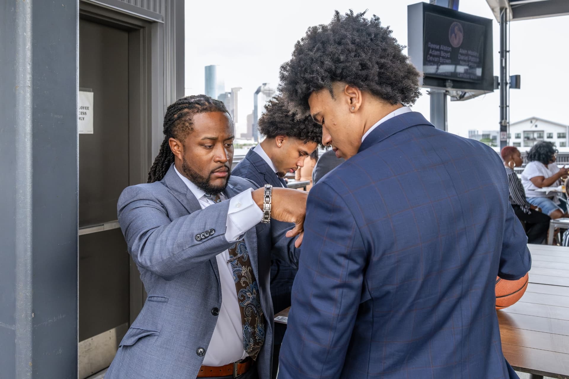 Nonprofit Suits-N-Sports helps young athletes dress, prepare for future