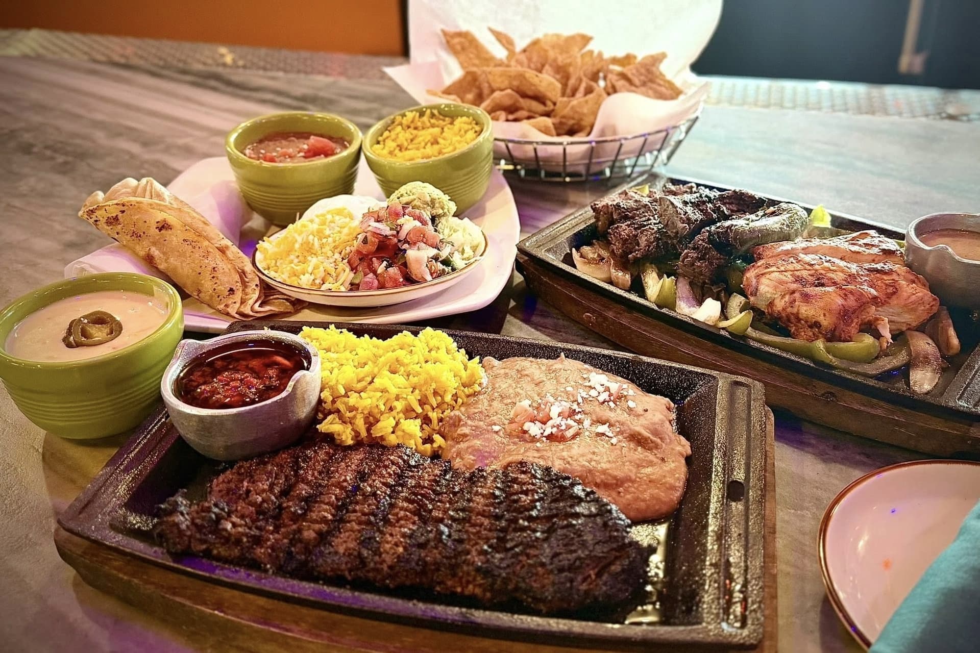 Coconut Grove closes in Kemah less than a year after opening