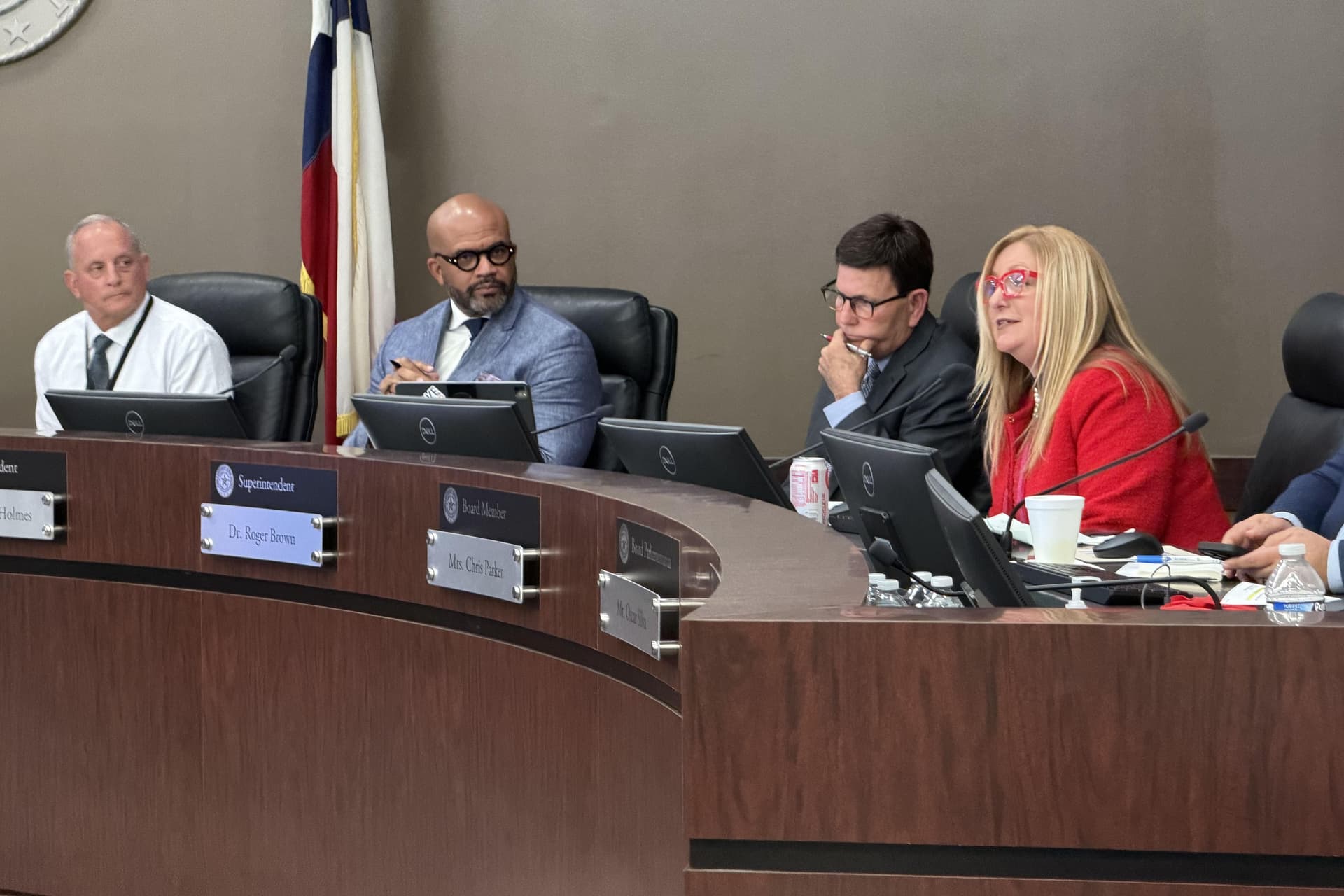 Humble ISD trustees approve flat tax rate for FY 2026-27
