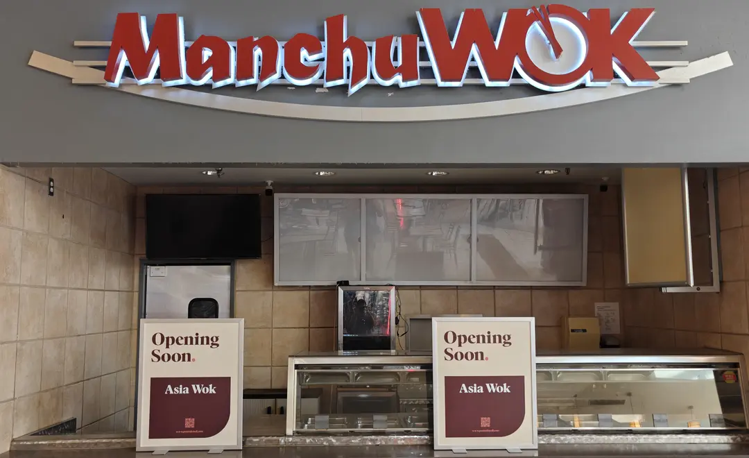 Asia Wok took over from Manchu Wok in Post Oak Mall. (Rhett Brady/Community Impact)