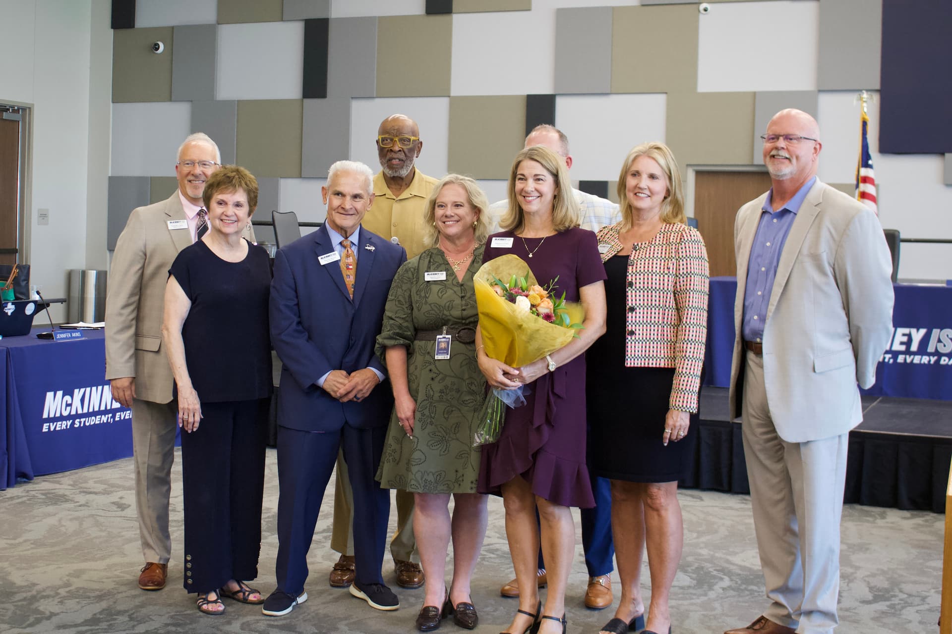 Jennifer Gray sworn in as Place 6 trustee on McKinney ISD board