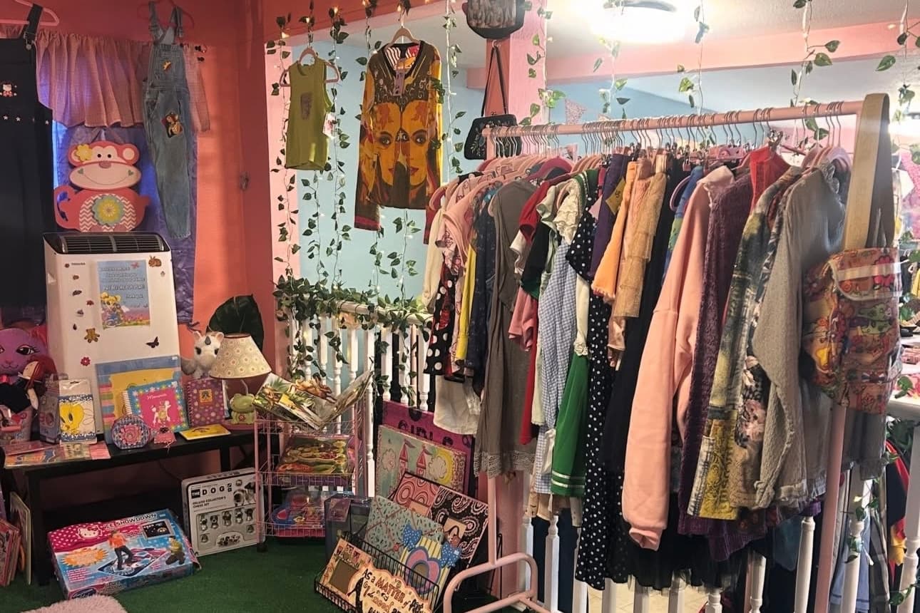 Heaven Bites Vintage dresses up the Heights area with Y2K fashion, nostalgic artistry
