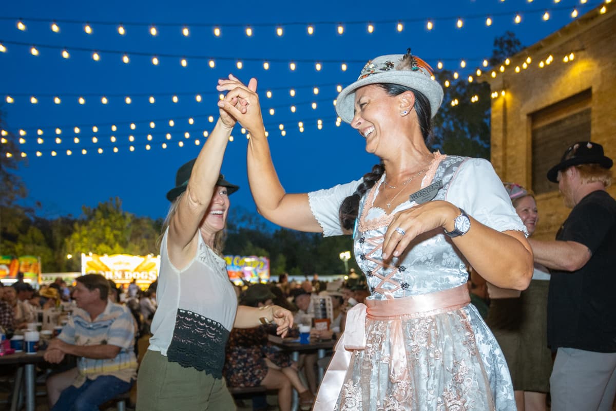'The best of the wurst times': Your guide to Wurstfest 2026 in New Braunfels