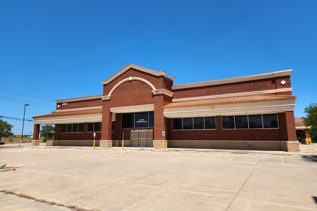 Event center slated for site of old pharmacy at Parmer and Whitestone