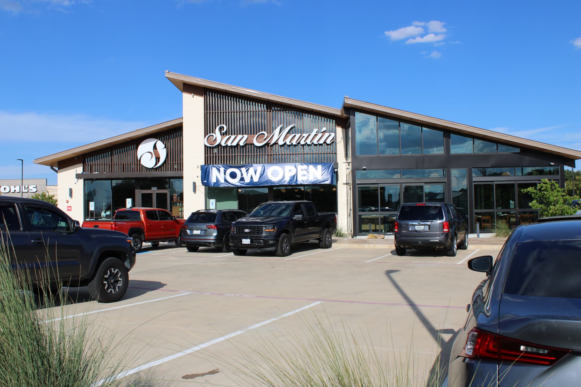 San Martin Bakery opens new Plano location