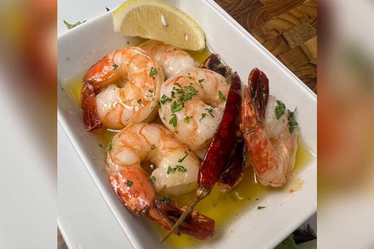 9 Ounce and Somm serves food, wine, craft cocktails in Fort Worth