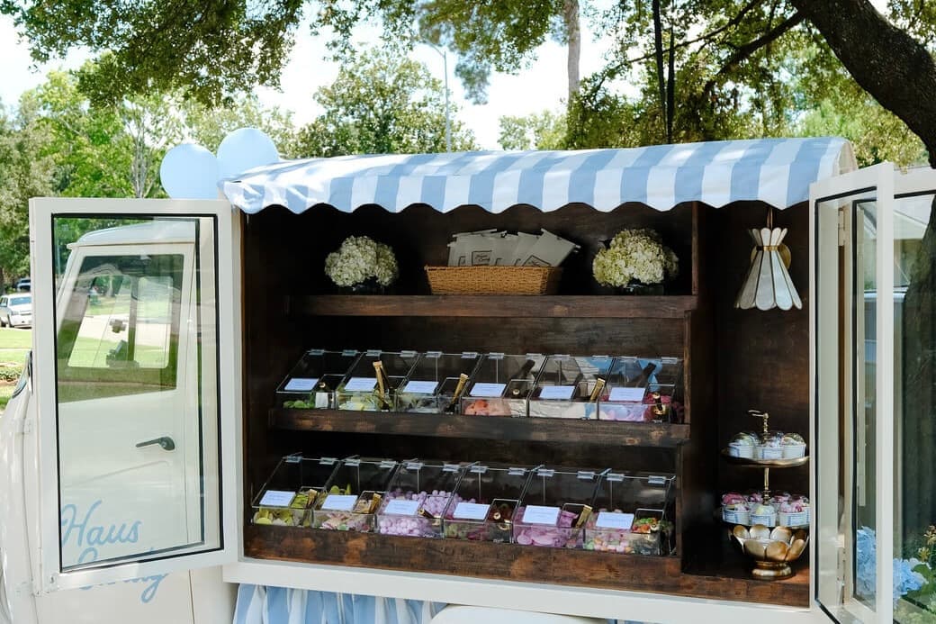 Mobile create-your-own candy cart opens in Houston