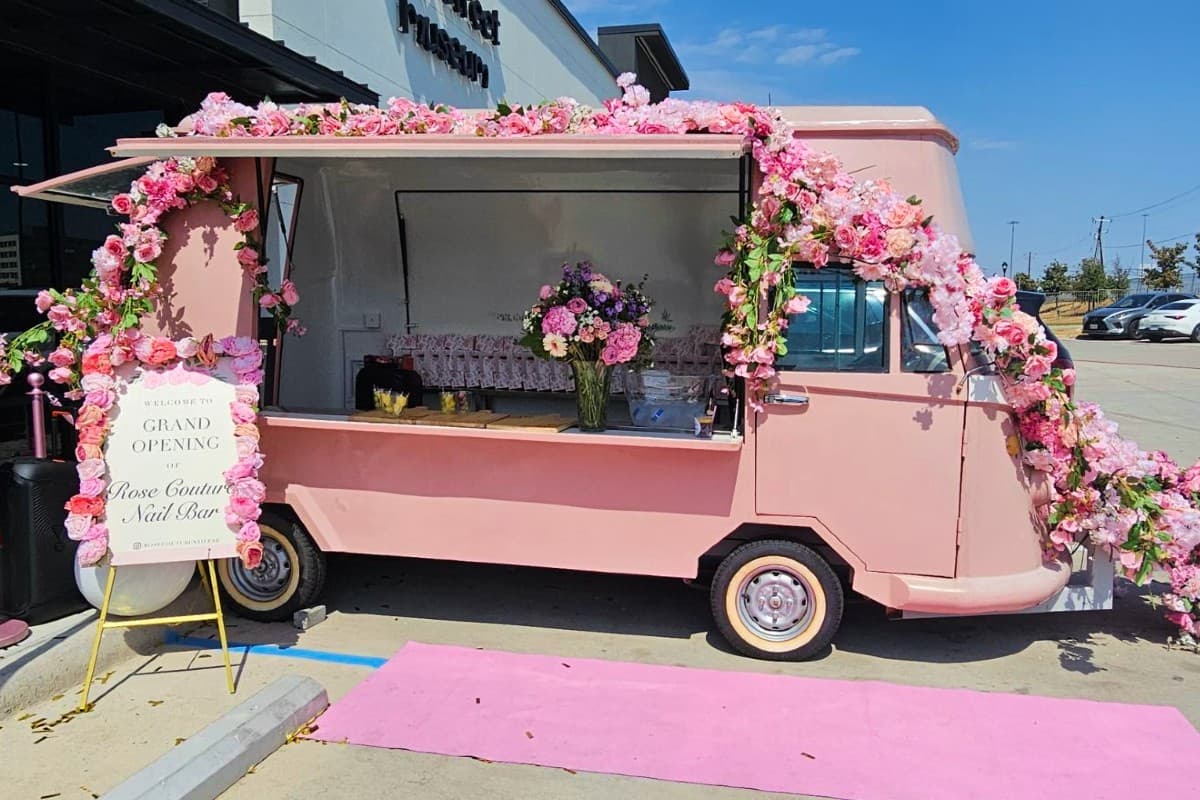 Rose Couture Nail Bar holds grand opening in Fort Worth
