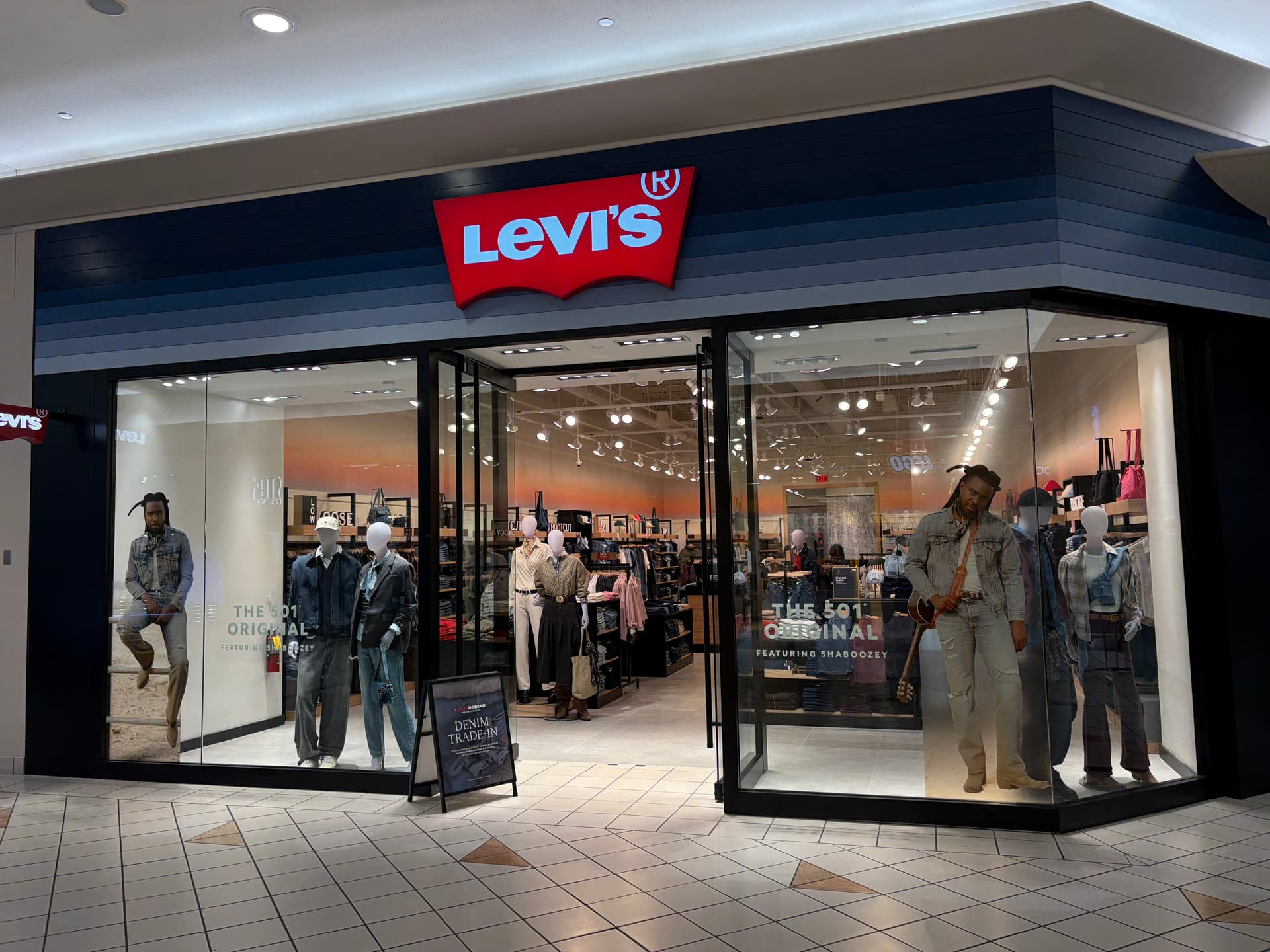 Levi’s, Johnston & Murphy: 3 shops to check out soon at Willowbrook Mall