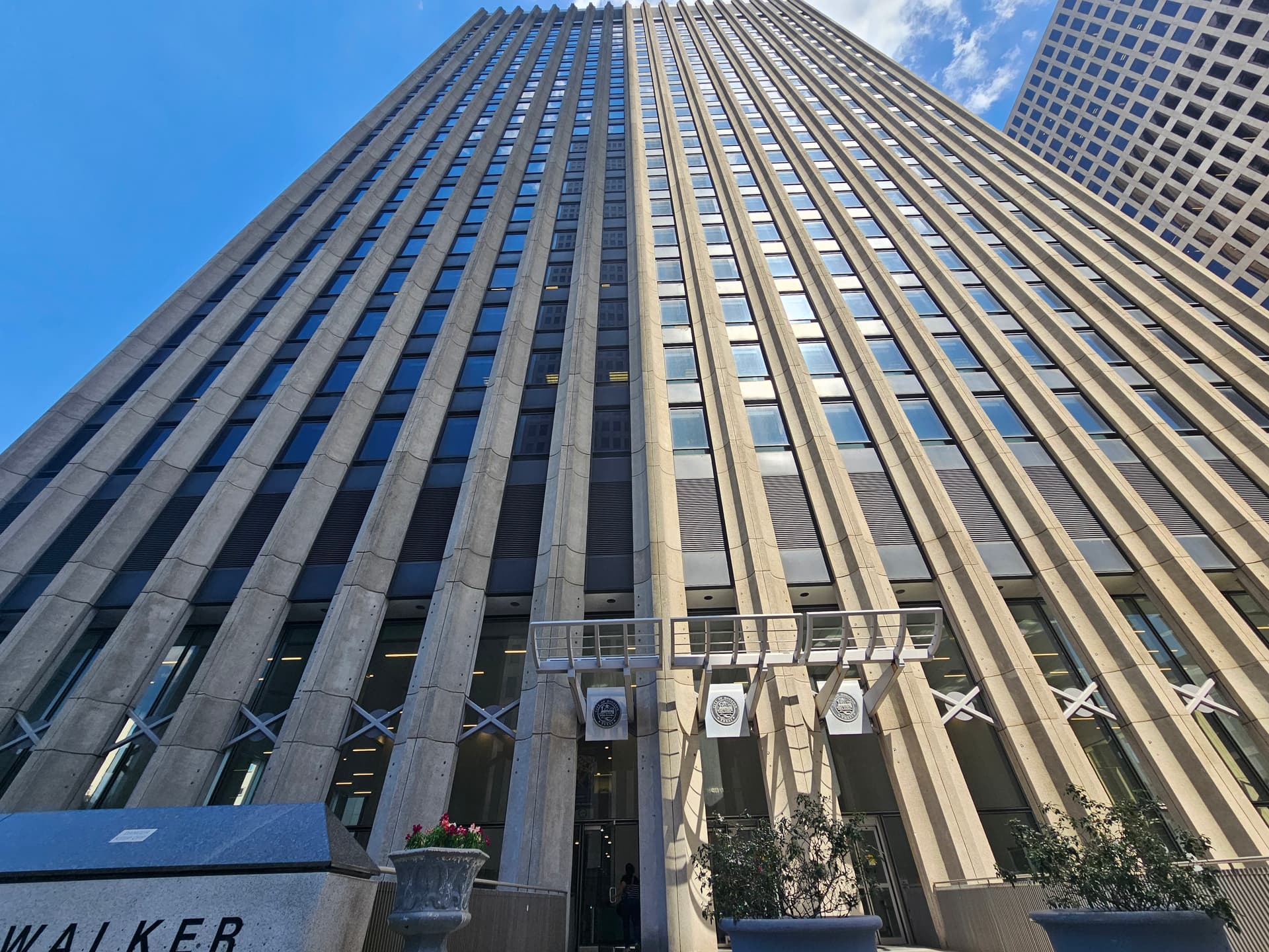 Houston looking to sell HPD, public works headquarters