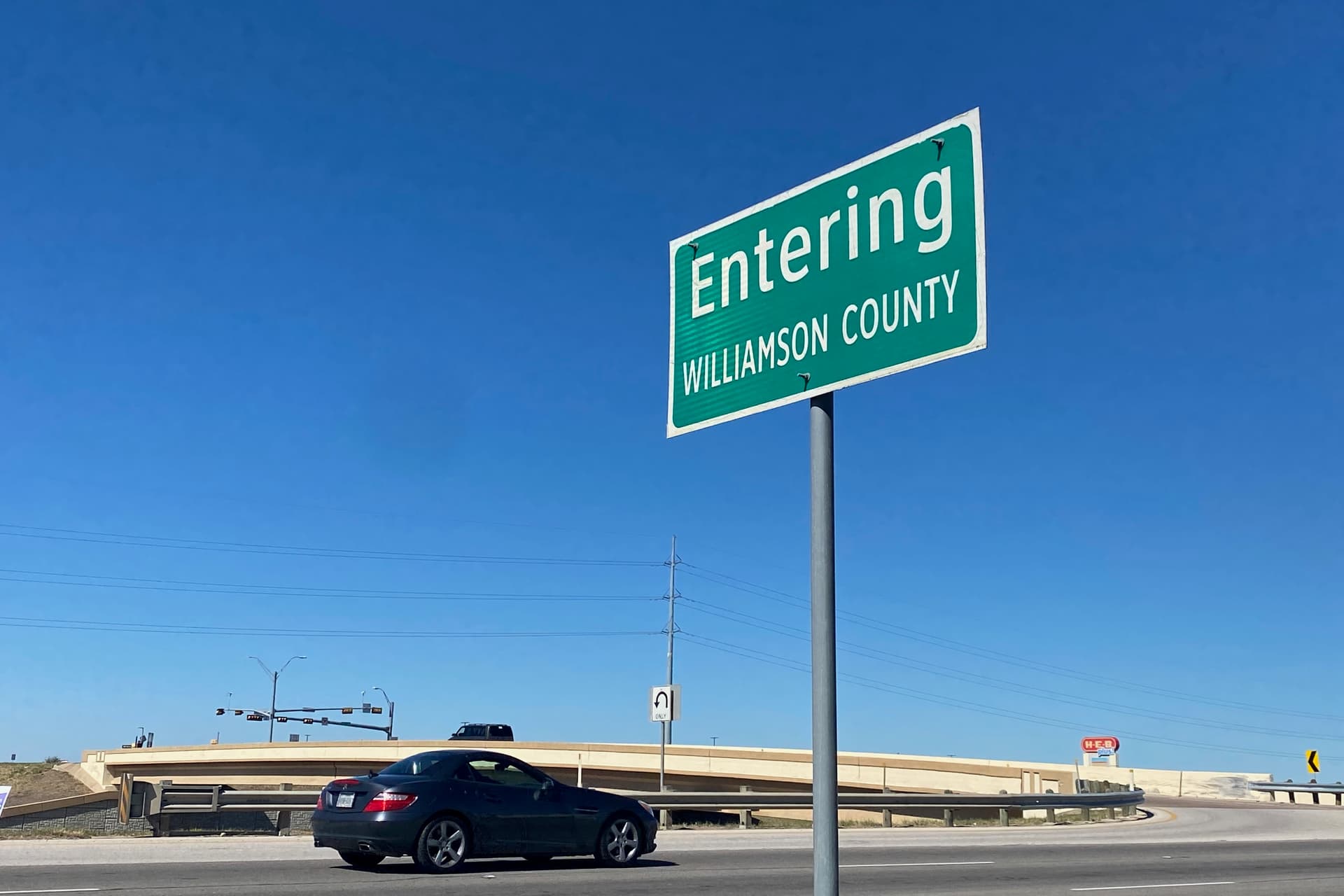 Diverging diamond proposed for Gattis School Road, SH 130 interchange