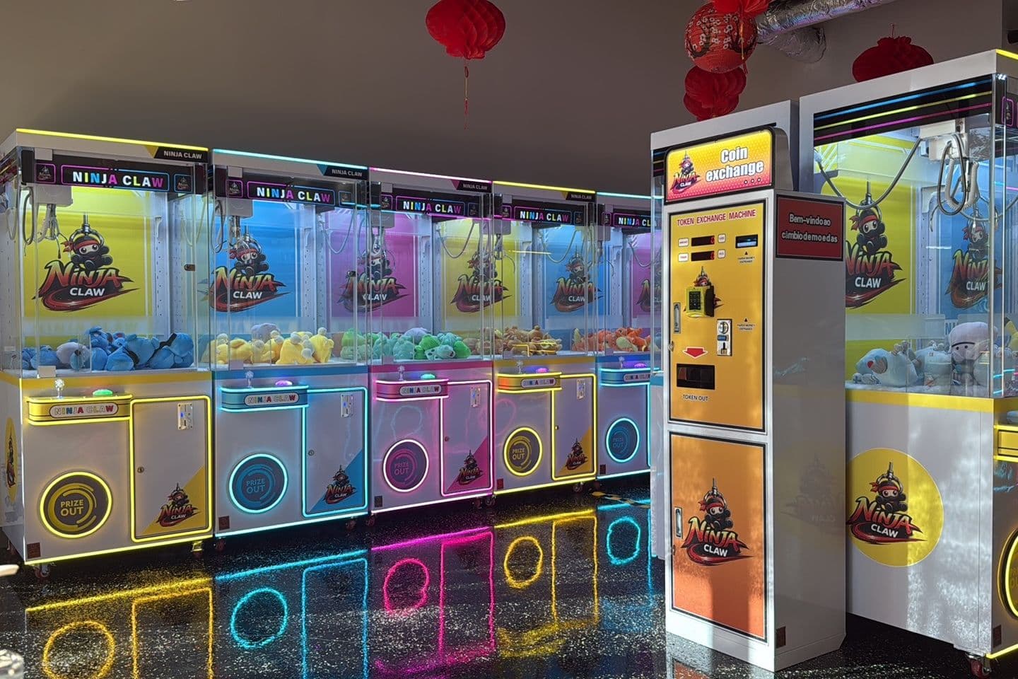 Claw machine arcade opens in New Braunfels