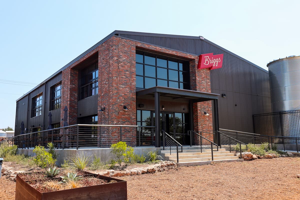 Family-owned Briggs Distilling Co. to offer spirits, cocktails in Driftwood