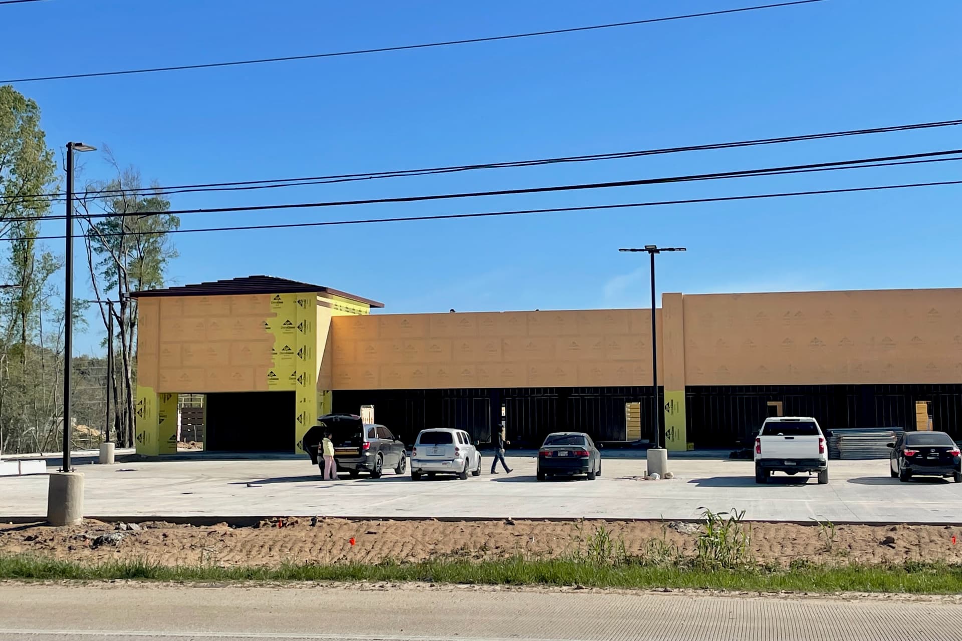 Construction scheduled to wrap up on Porter Retail shopping plaza along FM 1314