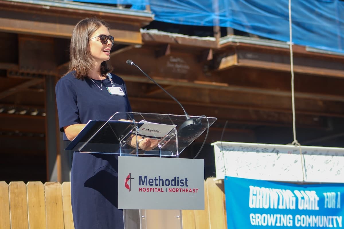 Live Oak hospital marks $146M expansion milestone with beam raising