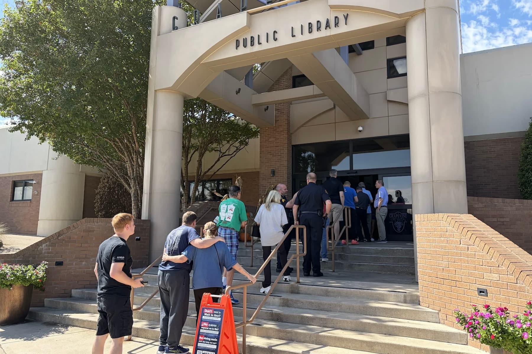 More than 337K ballots cast in Tarrant County during first week of early voting