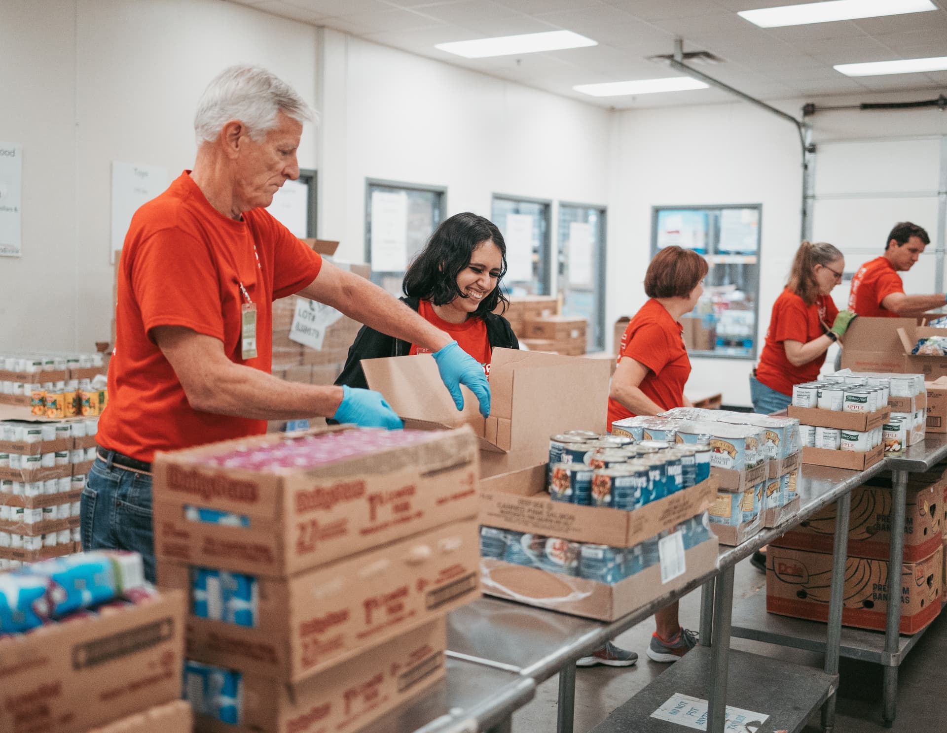 Stocking the shelves: food pantries in Montgomery and Harris counties prepare for holiday season