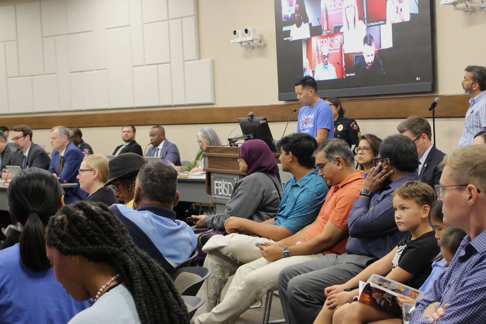 Fort Bend ISD reviewing classroom technology use