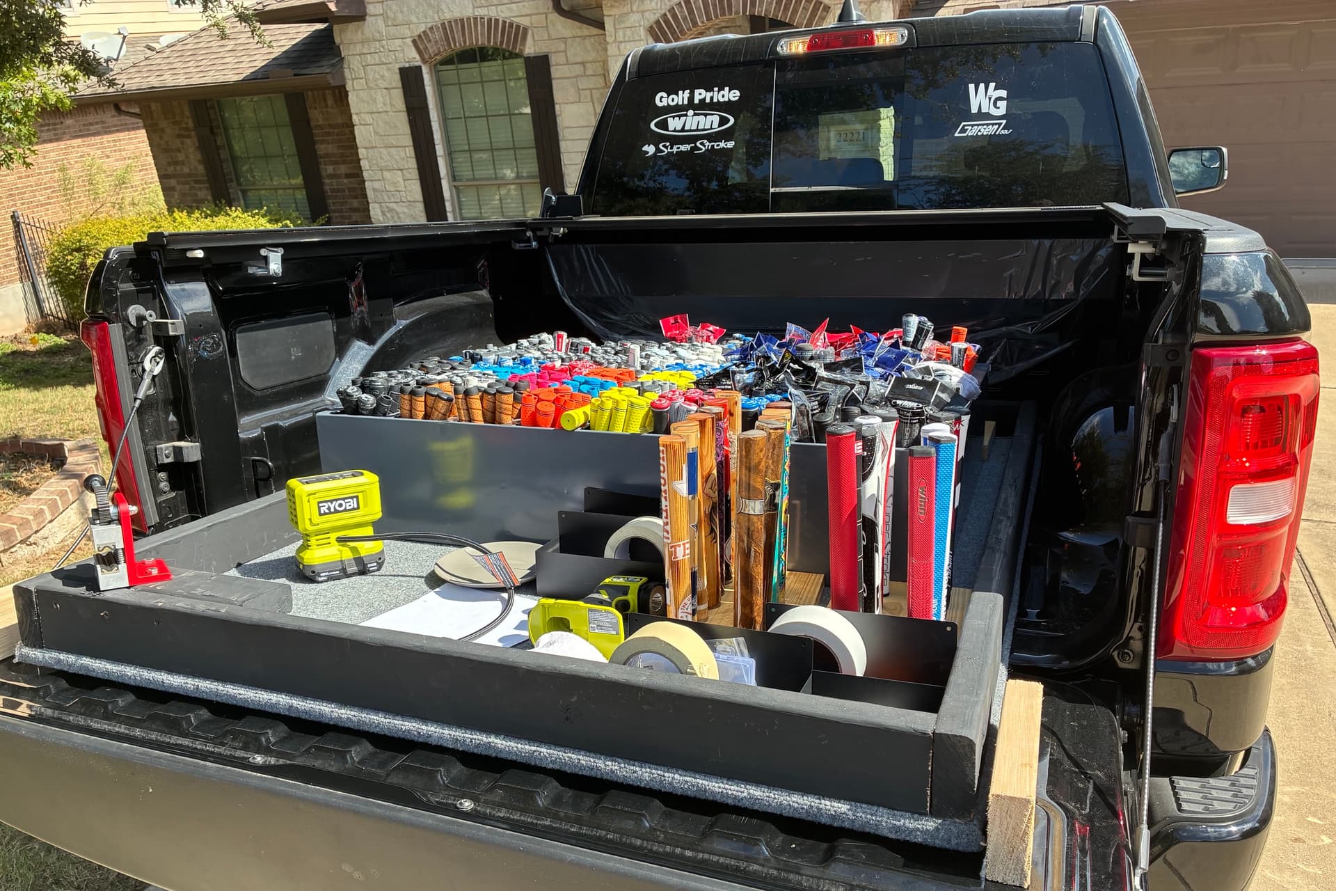 Hold Fast Golf Grips, a mobile golf grip service, now serving West Austin and surrounding areas
