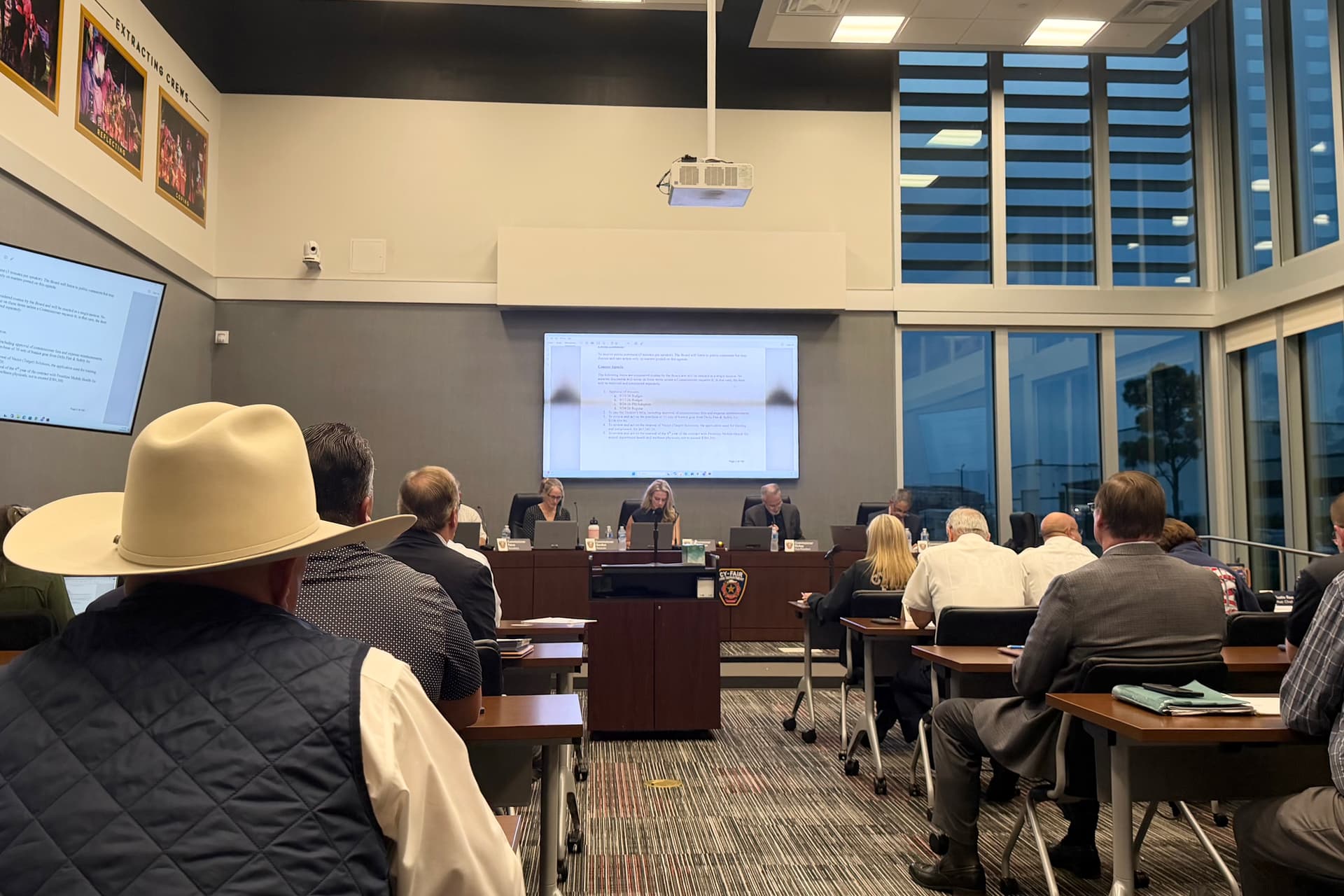 Harris County ESD 9 discusses HR and financial audit results