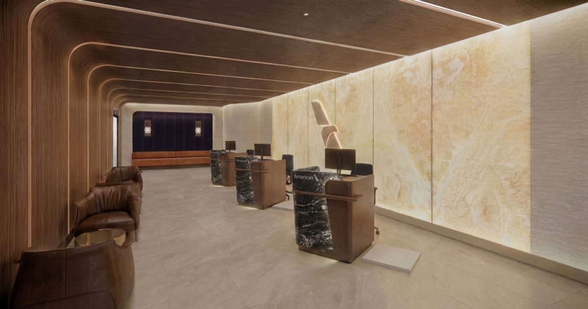American to open new check-in experience, 2 Admirals Club lounges