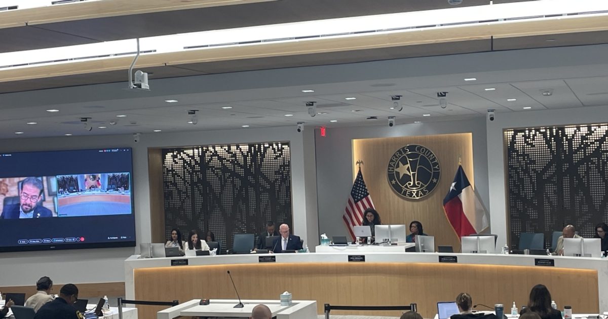 Harris County commissioners maintain minority-, women-owned business equity program