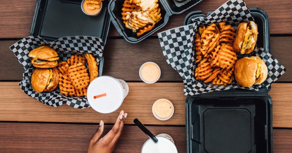 Smalls Sliders opens 2nd McKinney location