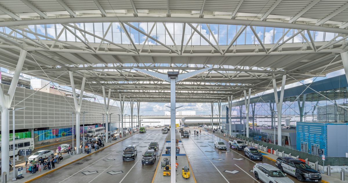 Houston to put $129.9M toward new projects at IAH
