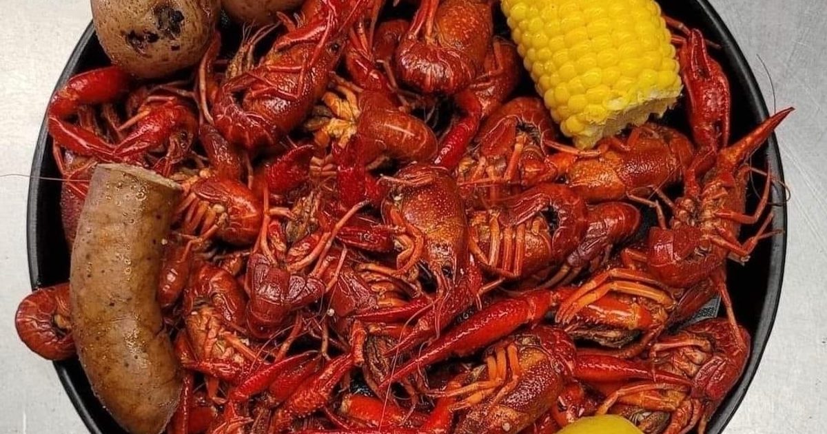 Dreaux's officials celebrate September opening of new location