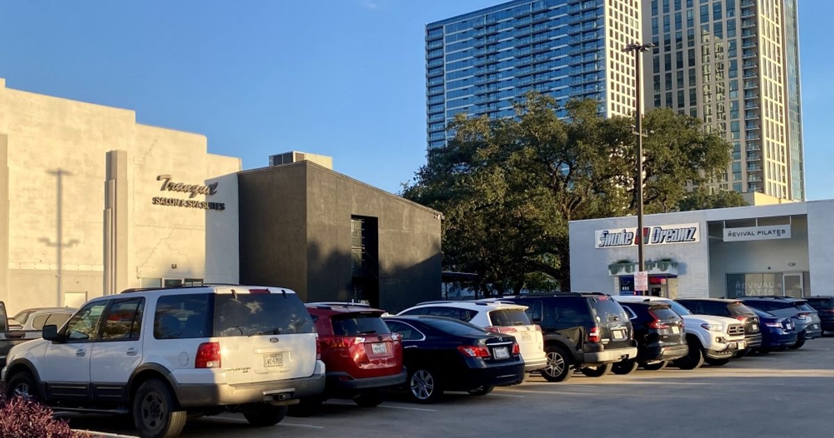 Study finds Montrose has surplus parking but challenge areas