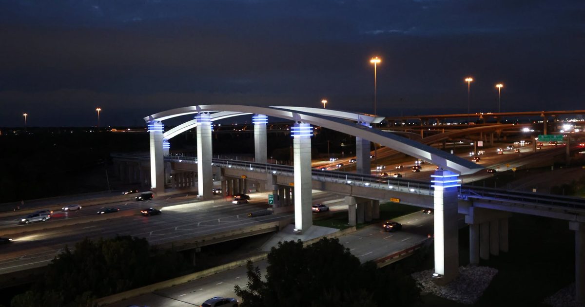 Richardson hosts lighting ceremony for US 75 DART bridge