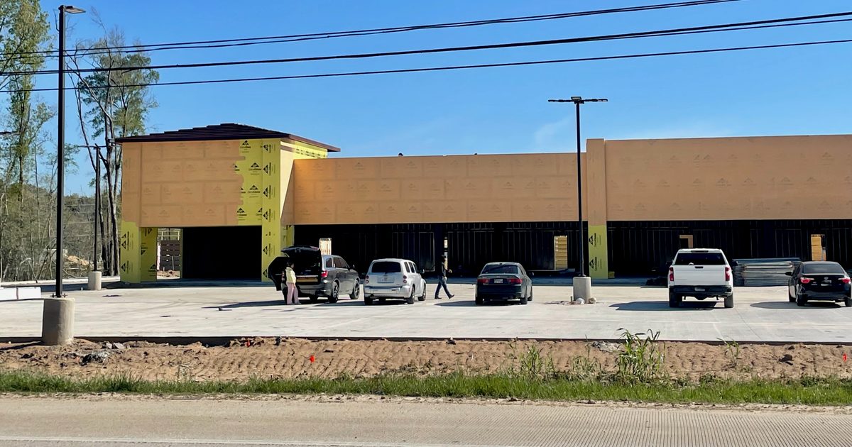 Construction scheduled to wrap up on Porter Retail shopping plaza along FM 1314