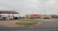 While a new story is scheduled to open in South Austin this March, the H-E-B located at 600 W William Cannon Drive, Austin, will close this spring. (Nicholas Cicale/Community Impact Newspaper)